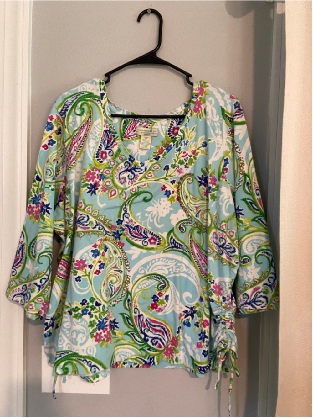Fun and cute resort/beach top